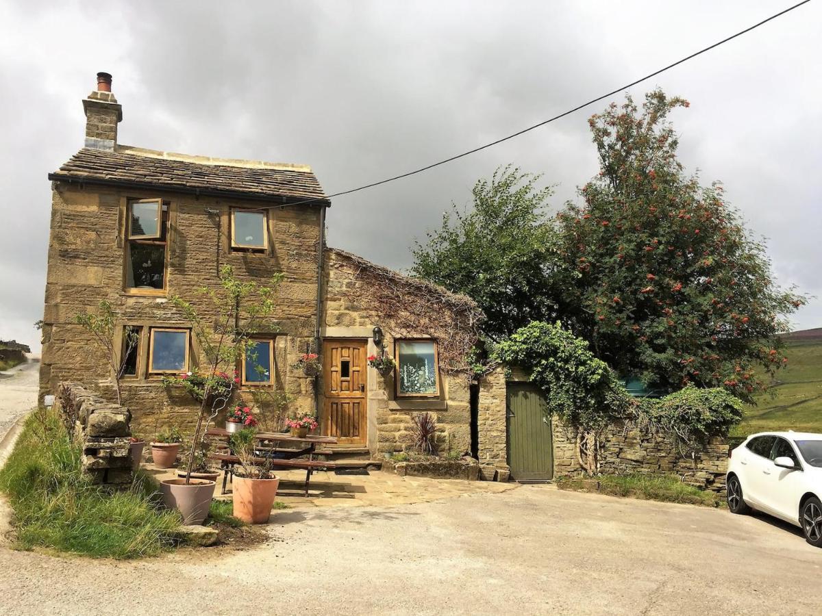 Bijou Cottage In Bronte Country With Wood-Burning Stove & Hot Tub Spa Haworth Eksteriør bilde
